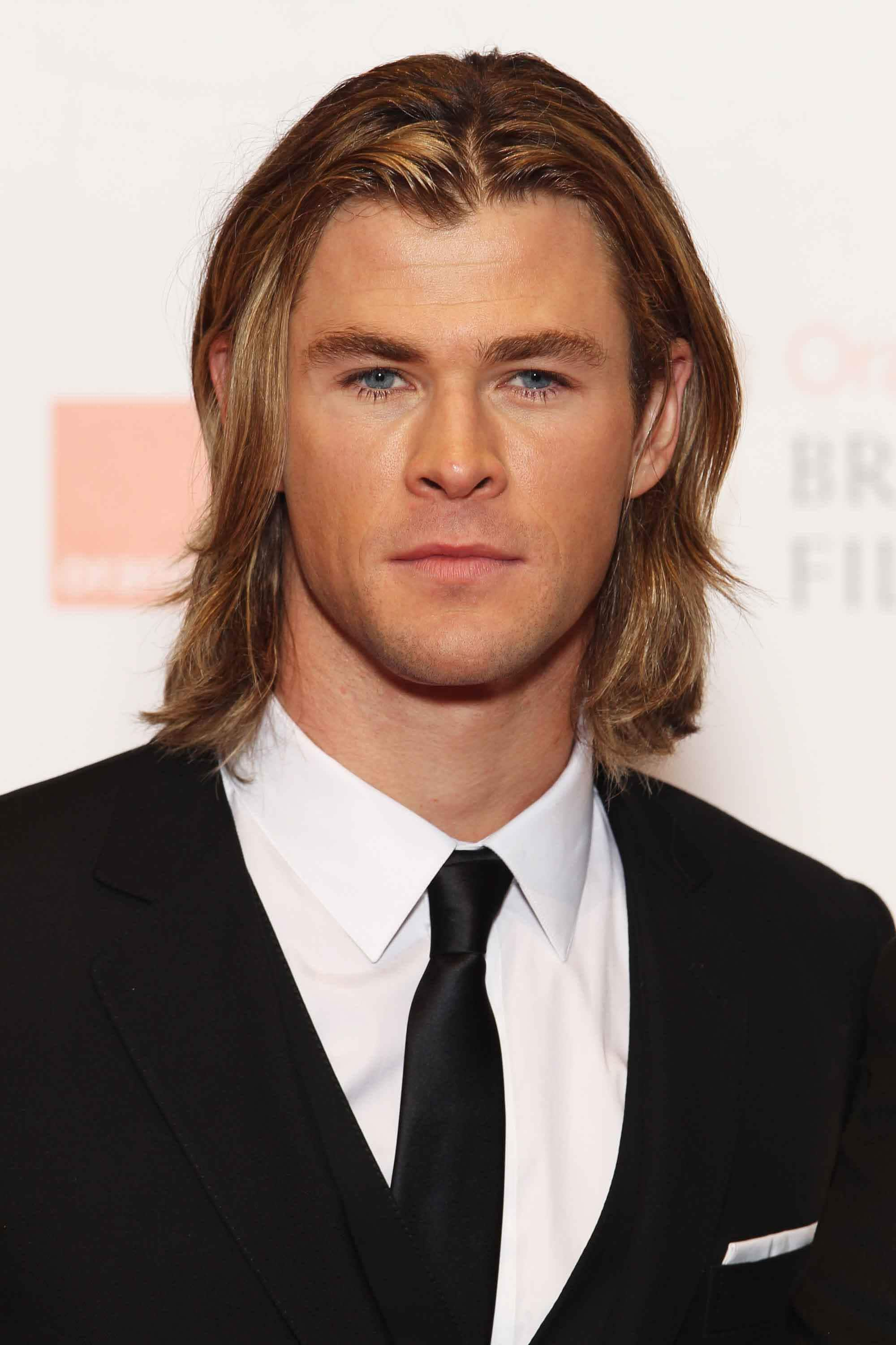 24f18d7016bcdc154488 chris hemsworth long hair