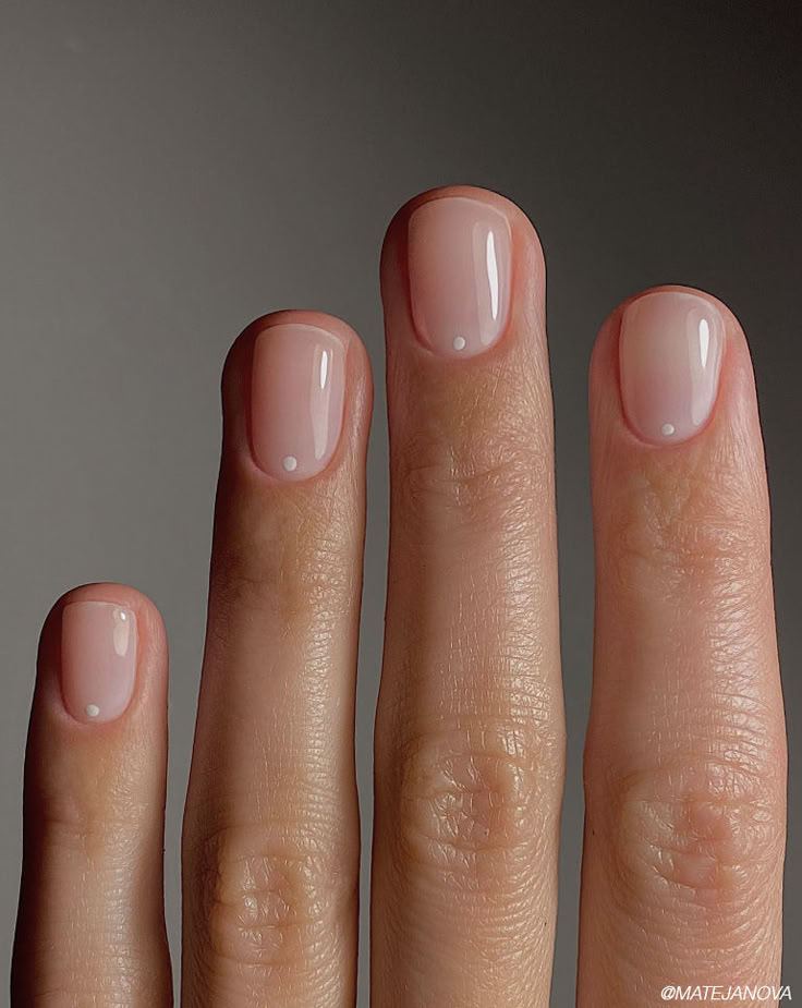 3c64db40adddb3690b37 soap nail trend 2025