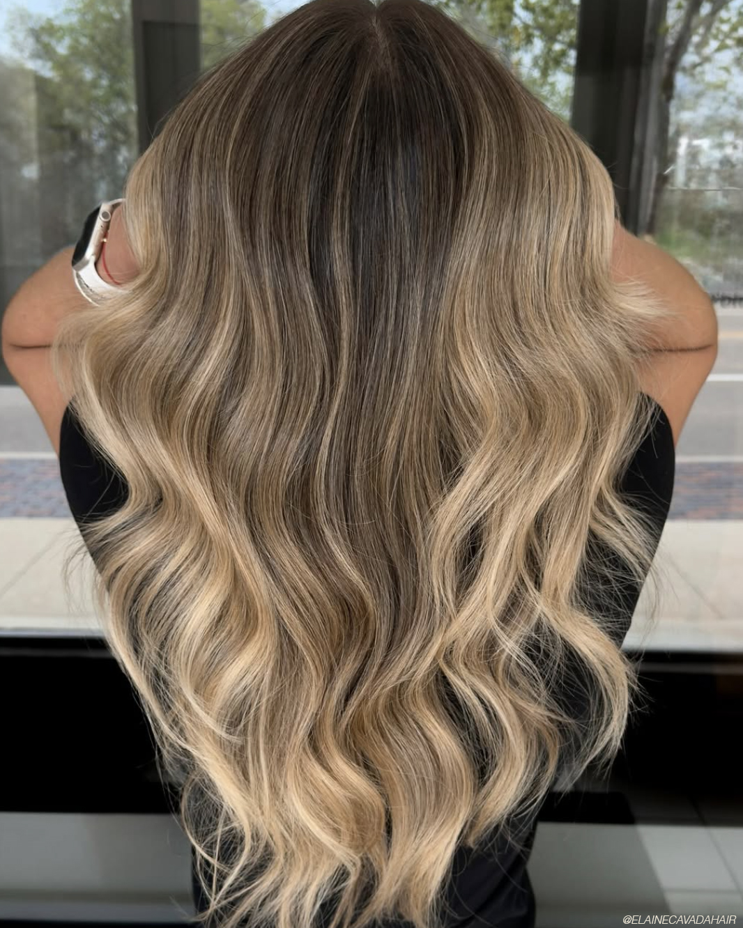 3eeb7a59accab01117b3 blonde