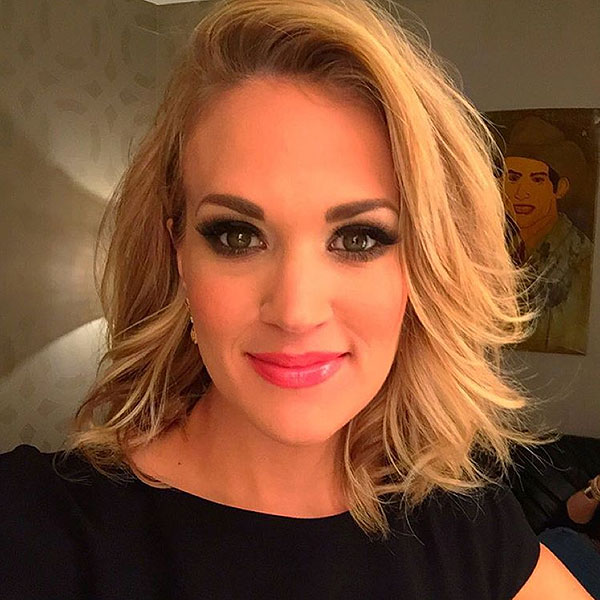 48abf6bc1d74713f4808 carrie underwood 600x600