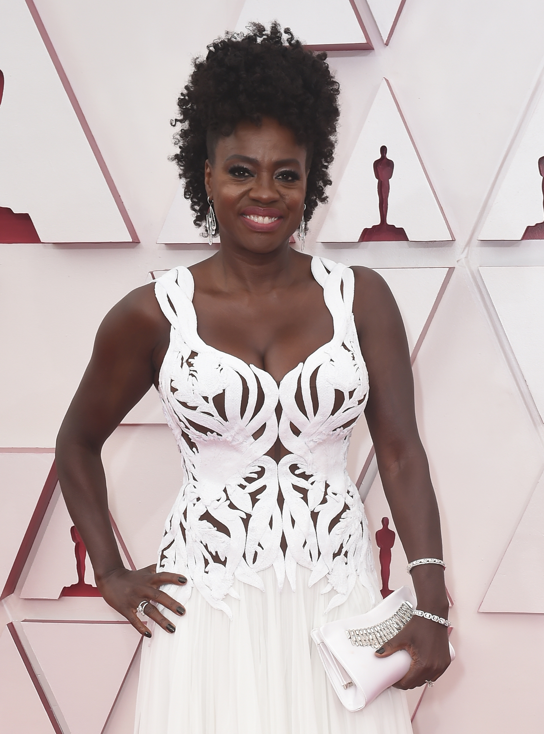 Get The Look: Viola Davis at the 2021 Oscars - Bangstyle - House of Hair  Inspiration