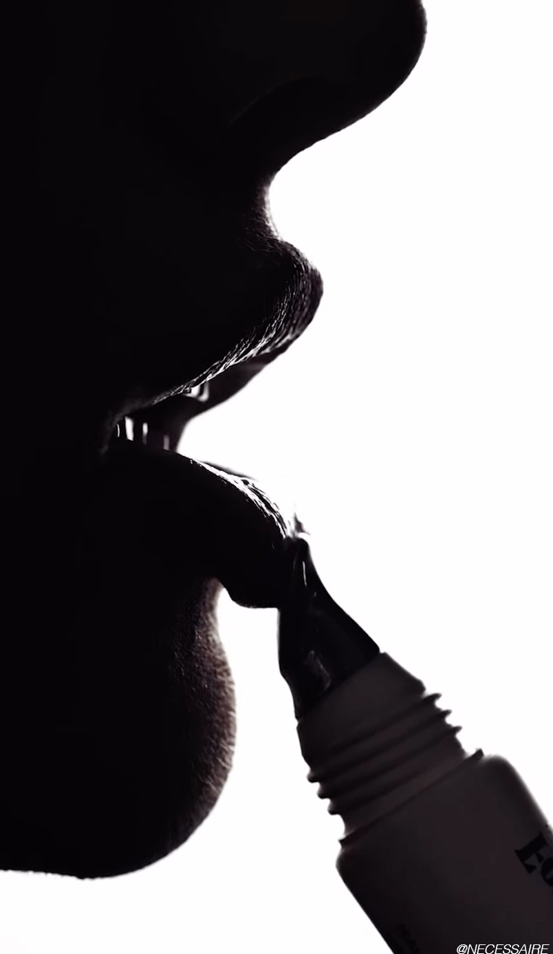 Cfeff3f3ee812e964d38 black friday