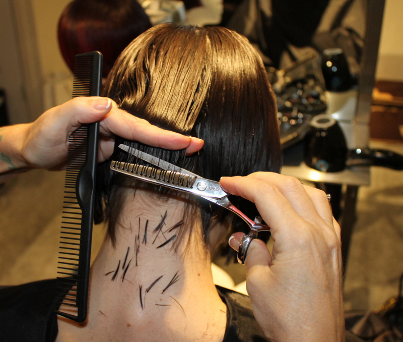 Blunt Edge Bob Haircut Technique