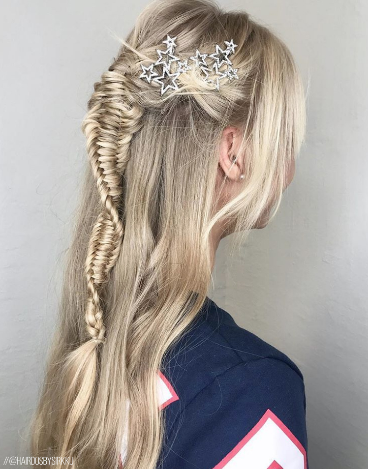 5 Ways To Wear Hair Accessories Without Looking Like You're Trapped In the ' 90s - Bangstyle - House of Hair Inspiration