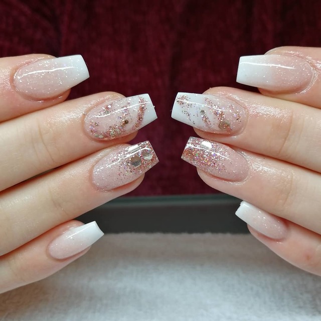 Nudes Ombre And Rose Gold Sparkles Nailstyle House Of Nail Inspiration