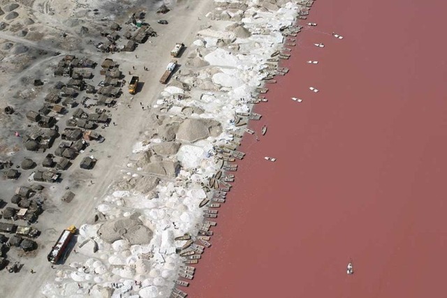 lake-retba-8%255B1%255D