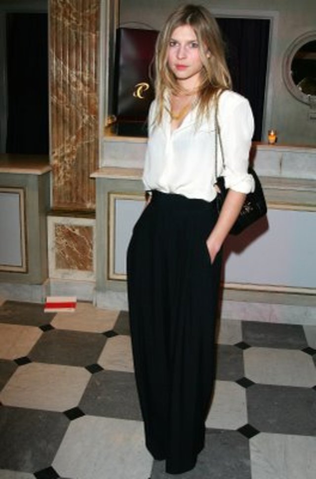 07750_Clemence_Poesy_-_Fashion_Dinner_for_Aids_in_Paris_CU_ISA_01_122_50lo
