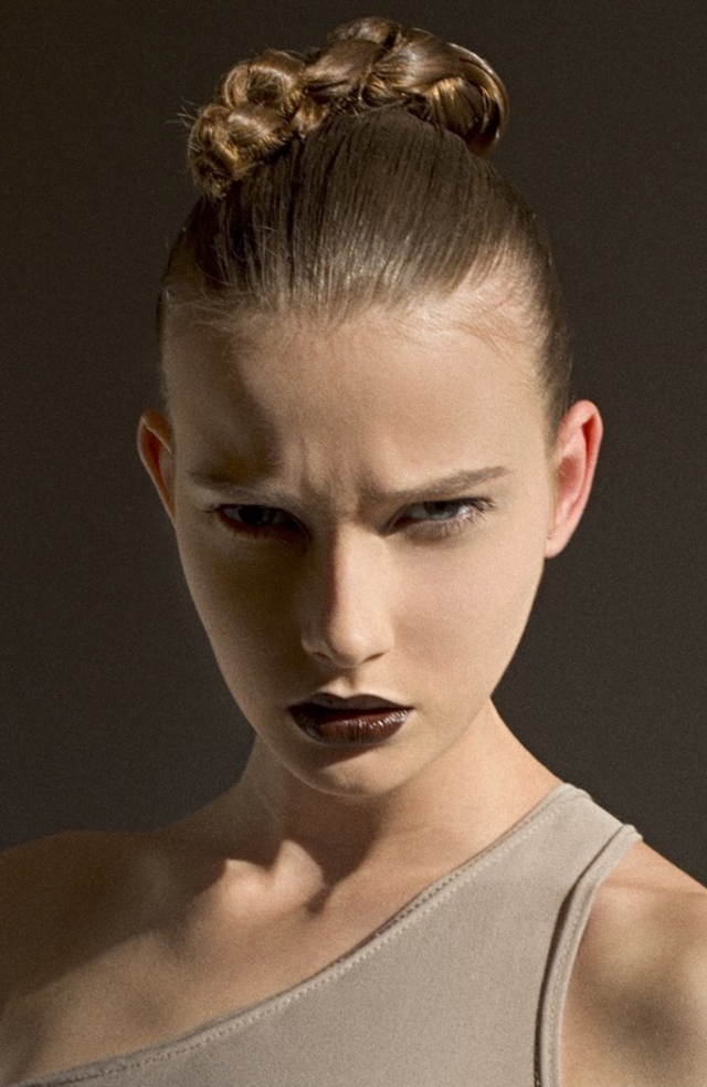 photo: Akos Rajnai, makeup: Judit Kokeny, model: Petra/face