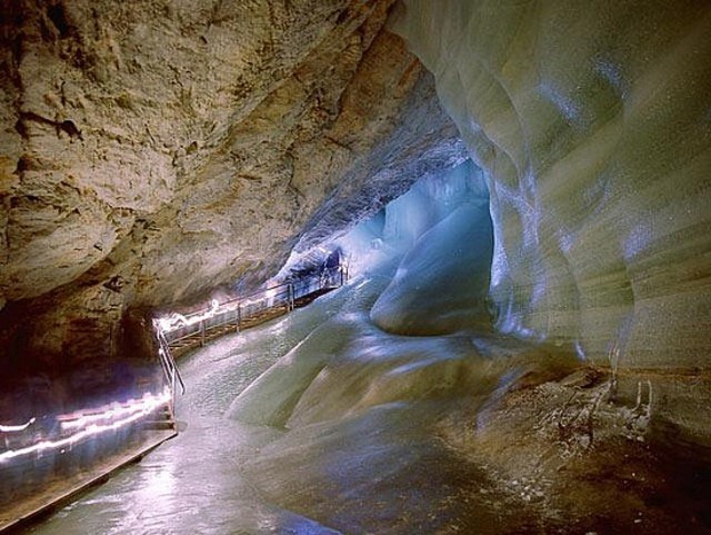 1.1278456673.eisriesenwelt-ice-caves