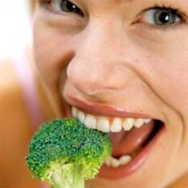 eating_broccoli