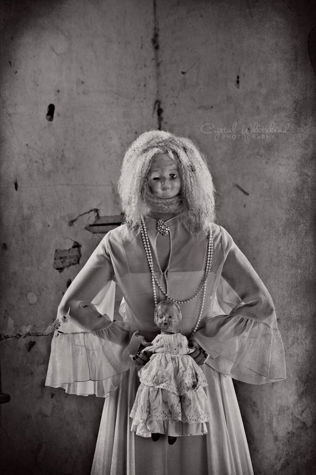 Darker side of dolls photo shoot 