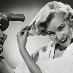 Re sized 851db3d999e1ed5a32d6 facebook blowdry