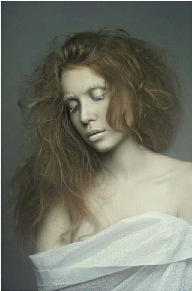  Model @alexisvista Photography/ Retouch @corsei  Mua @rolling_etoiles Hair @hairbynikkinicole 