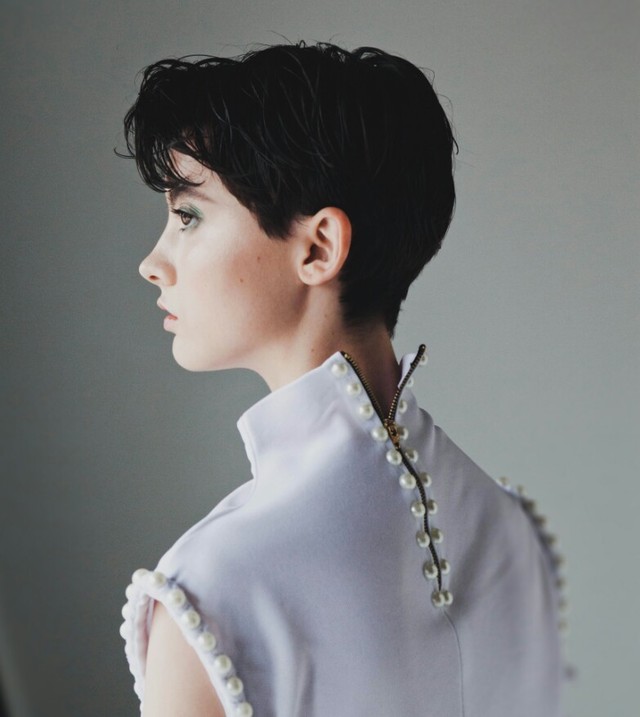 Hair & Makeup: Walter Fuentes; Photo: Samantha Collie; Styling: Tor...