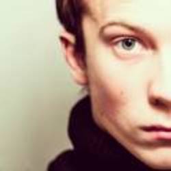 Re sized 9a8d7a1d41c3fde1e69239d5f92400bd ava