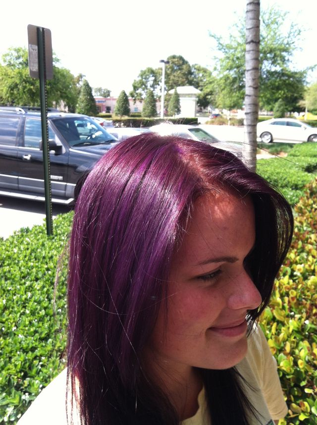 Dana's powerful violet 