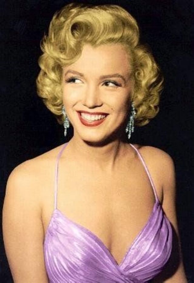 Marilyn hair