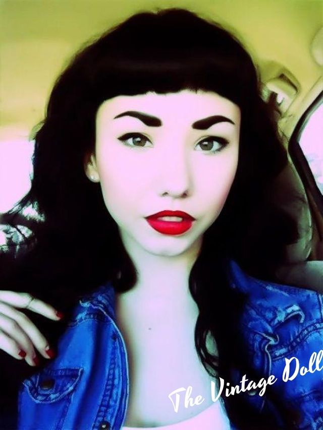 Pale Pin Up