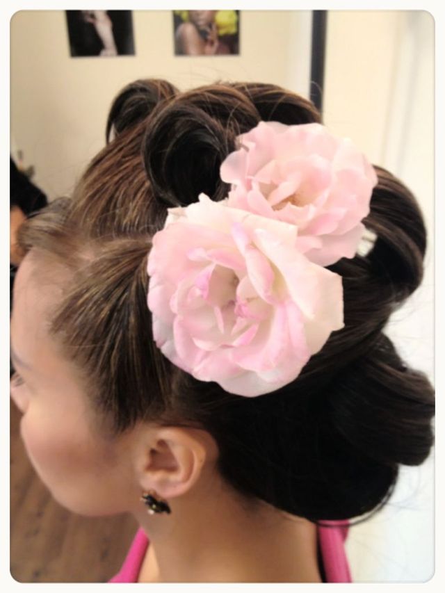 Pin-up Style Up-Do