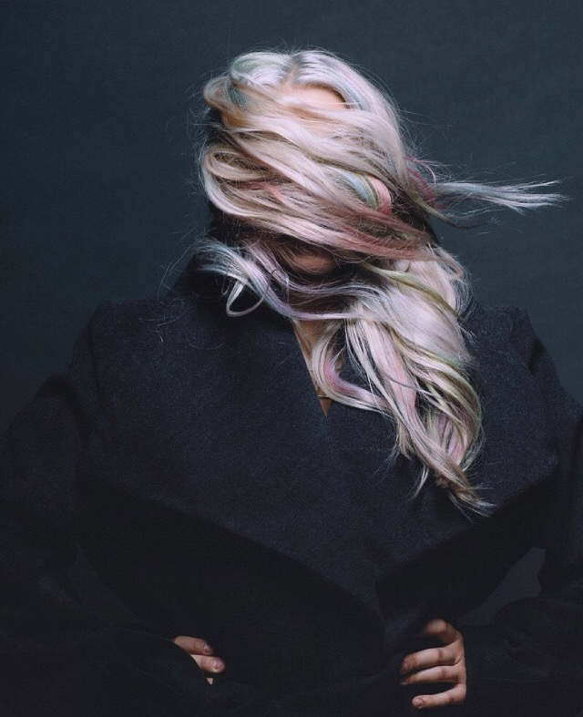 • O P A L  |  L I G H T S •

Created using all wella for the blonding and all sparks for the fashion colors.

Photographer: Nicole Marcelli

Model: Katie Cordova