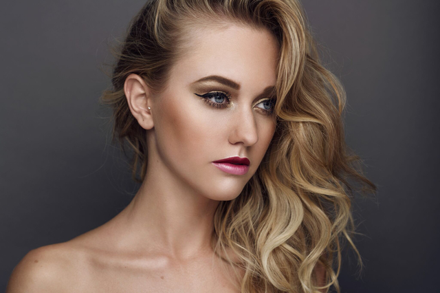 Model | Andrea Bush             Make up | Isidro Valencia        Hair | Matthew Tyldesley       Photography | Corsei 