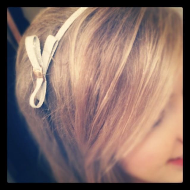 bow headband 