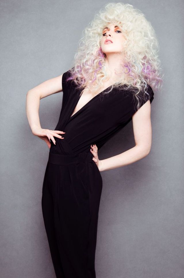 curly/frizz blond long lilac/blue pieces