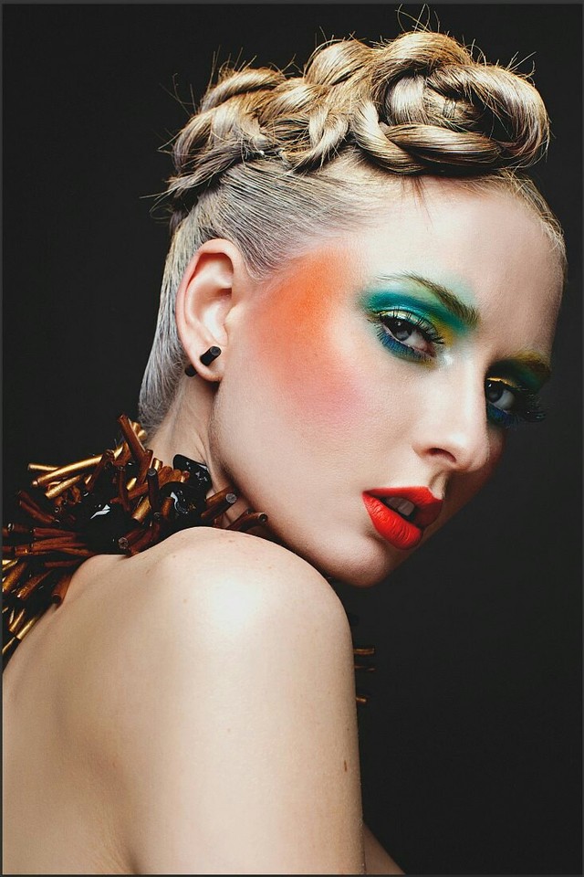 "Ferrae Naturale" Ellements Magazine Hair & Makeup: Walter Fuentes; Photo: Nicollette Mollet; Model: Veronica VanDine