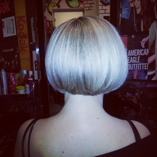 done by me blond bob line