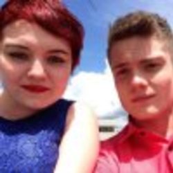 Re sized fb100000927384572 1360128952 ava