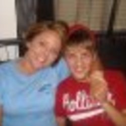 Re sized fb100001050220118 1358919334 ava