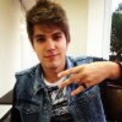 Re sized fb100001073152564 1360339729 ava