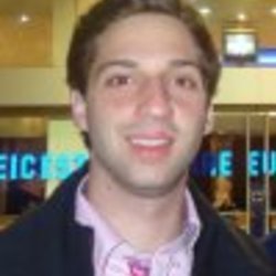 Re sized fb1061250197 1361471842 ava