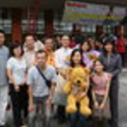 Re sized fb1147625051 1383888896 ava