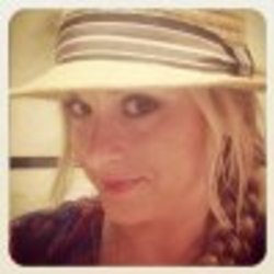 Re sized fb1193424785 1362456215 ava