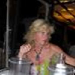 Re sized fb1204050598 1397037982 ava