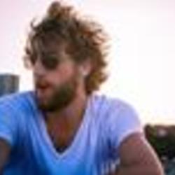 Re sized fb1330380395 1380563048 ava