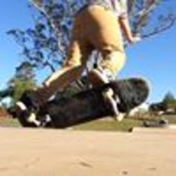 Re sized fb1362167032 1394527242 ava