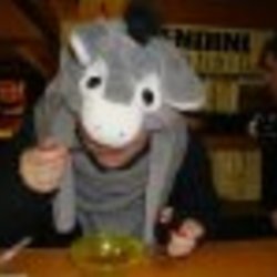 Re sized fb1451266187 1360668547 ava