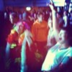 Re sized fb1515030110 1363846503 ava