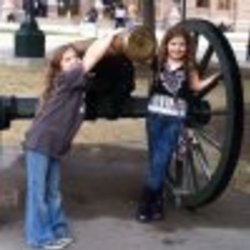 Re sized fb1576104246 1380599979 ava