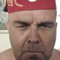 Re sized fb1609125214 1384049905 ava