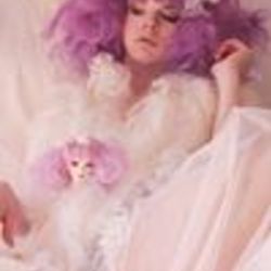 Re sized fb1612472121 1377303015 ava