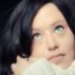 Re sized fb1744124746 1379267465 ava