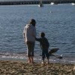 Re sized fb1844115081 1375416317 ava