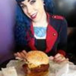 Re sized fb583018097 1378403682 ava