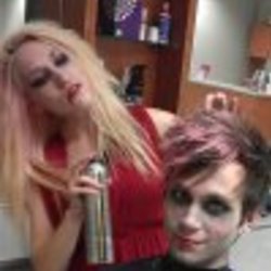 Re sized fb621819179 1366825592 ava