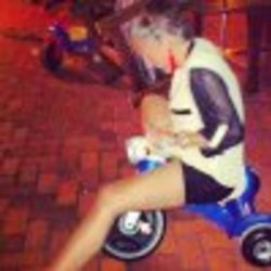 Re sized fb641890645 1366447257 ava