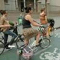 Re sized fb752147975 1386215633 ava