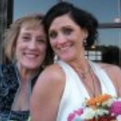 Re sized fb807483915 1361141962 ava